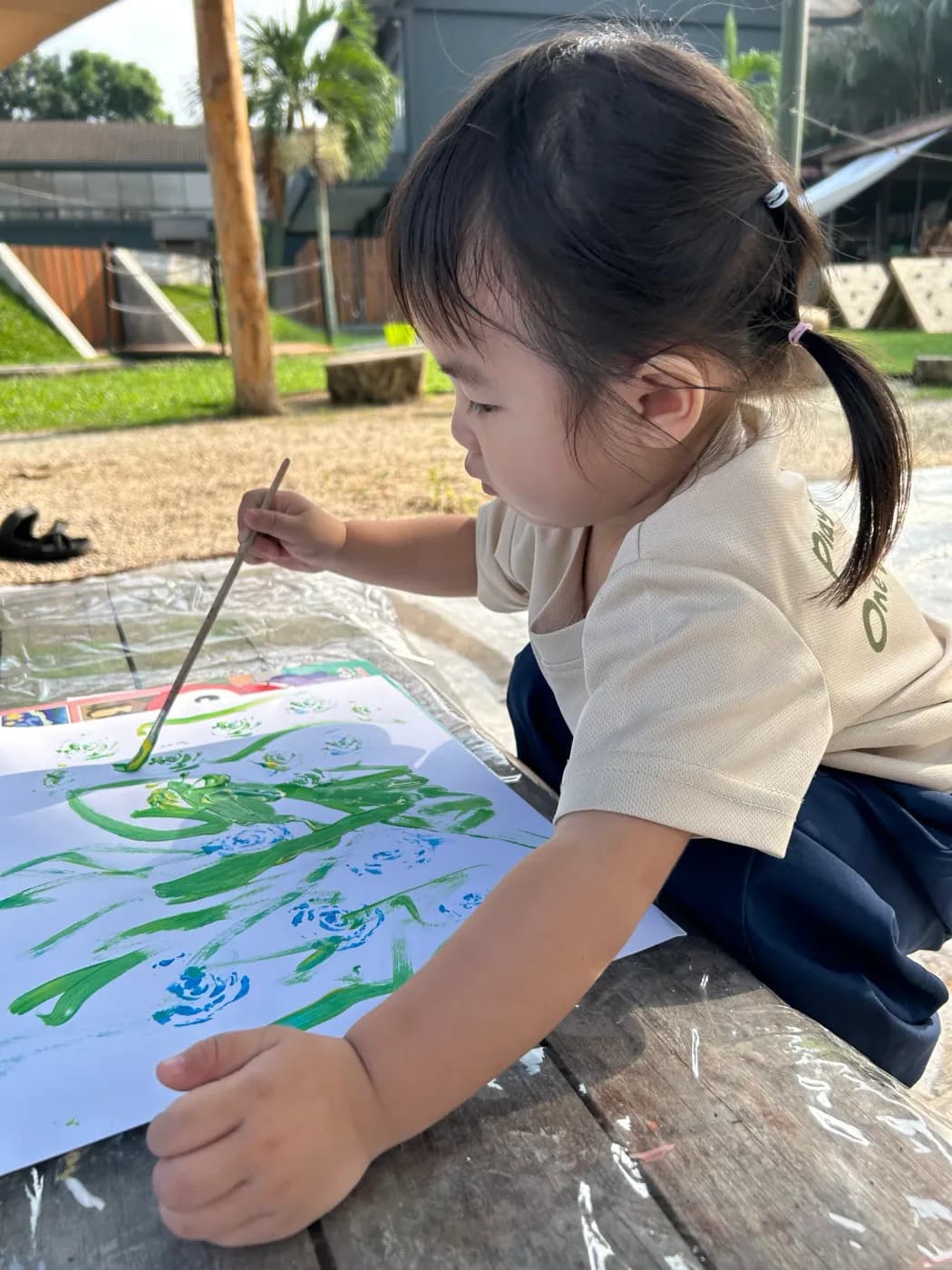 Lil Nature Explorer — Painting in the open air